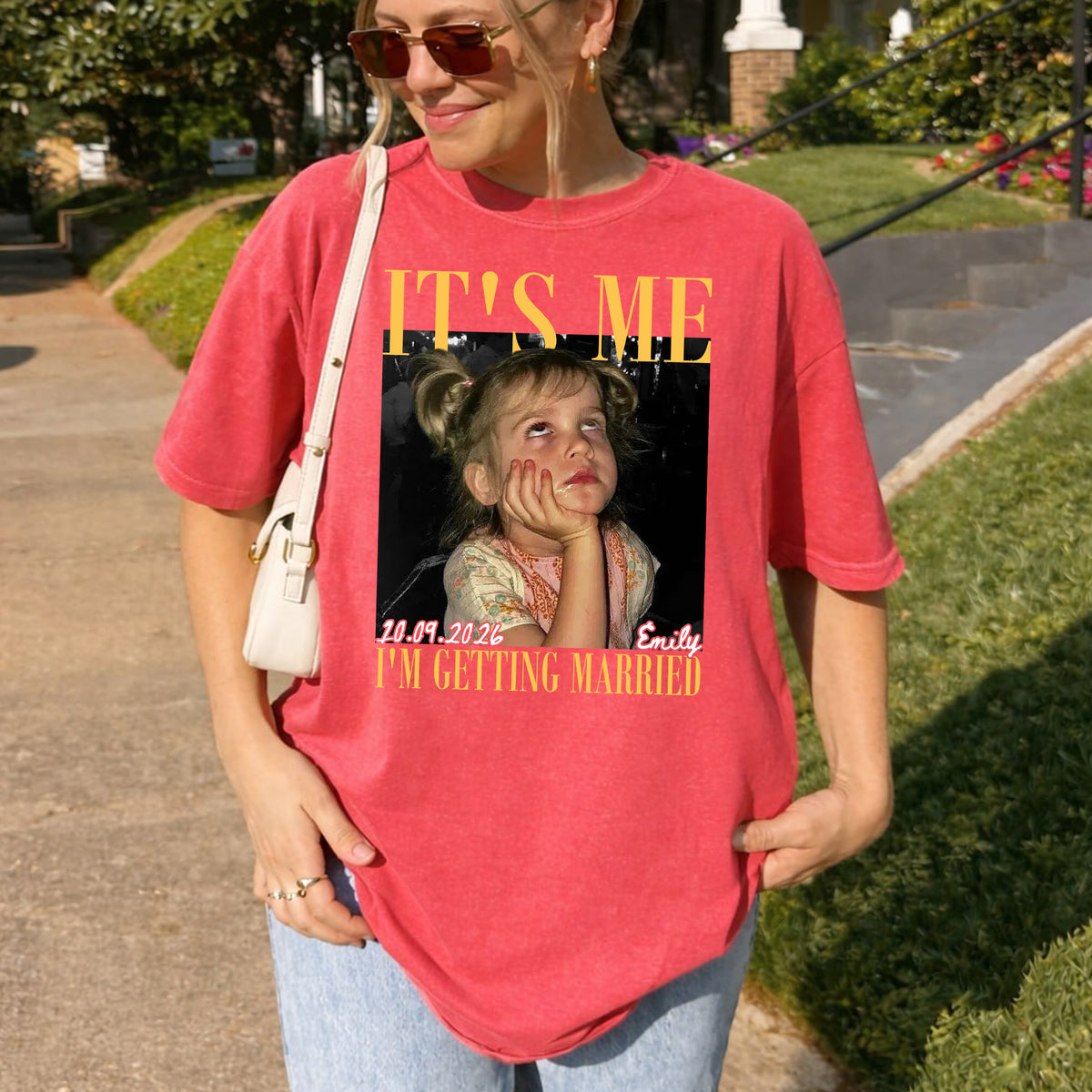 It's Me I'm Getting Married Shirt, Custom Bride Name and Wedding Date Tee, Bridal Shower Gift for Her